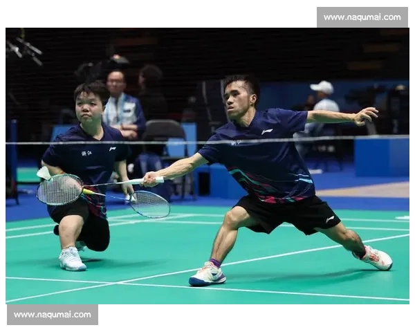 羽毛球比赛比分实时追踪与赛况分析全面解读